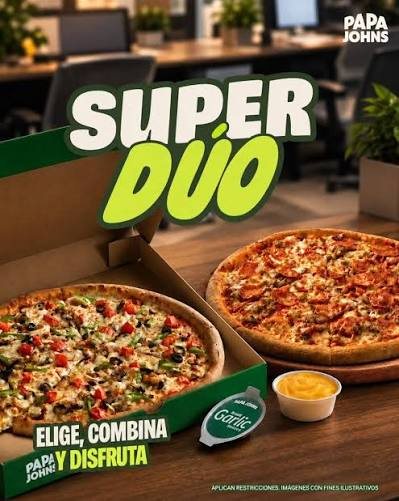 Loaded veggie and pepperoni pizza from Papa John's in Jacó