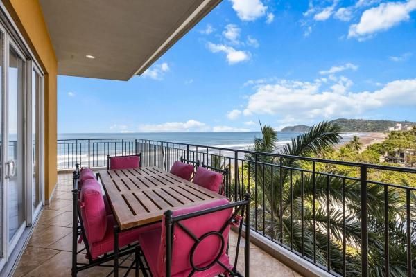 Condo VIP 11 — Vista Las Palmas 5D oceanfront condo in Jacó Beach