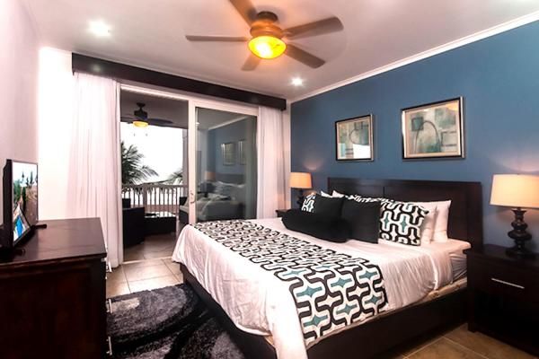 Condo VIP 12 — The Palms 402 beachfront condo in Jacó Beach