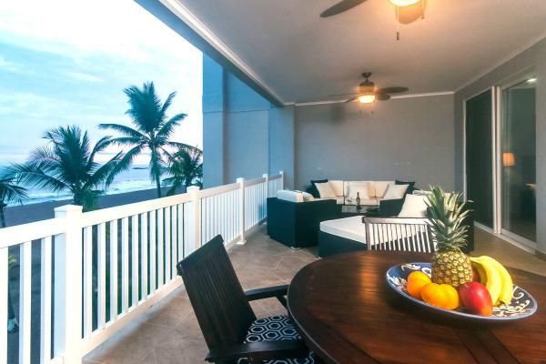 Condo VIP 12 — The Palms 402 beachfront condo in Jacó Beach