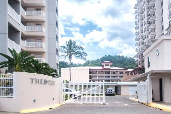 Condo VIP 14 — The Palms 704 beachfront condo in Jacó Beach
