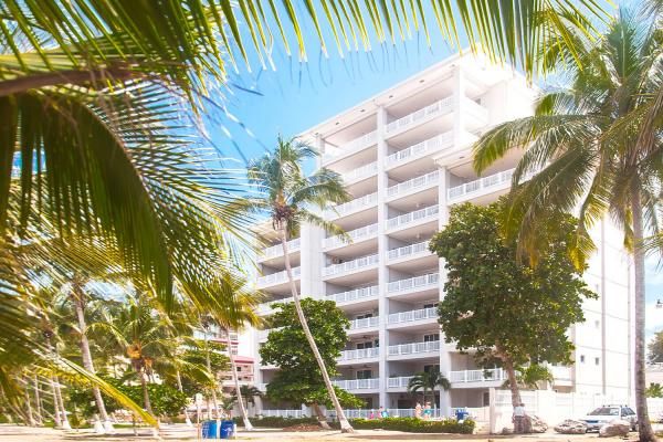 Condo VIP 9 — The Palms 304 beachfront condo in Jacó Beach