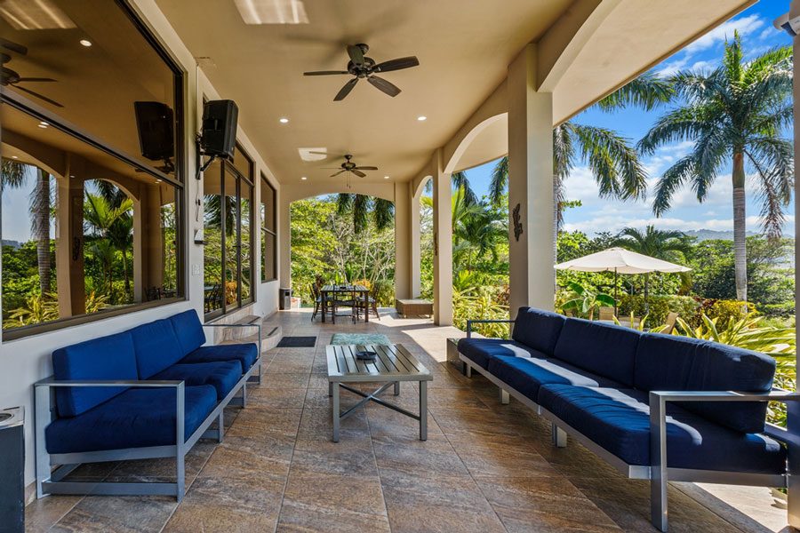 Casa VIP 10 — 10-suite jungle villa in Jacó, luxury suite, pool area or villa grounds