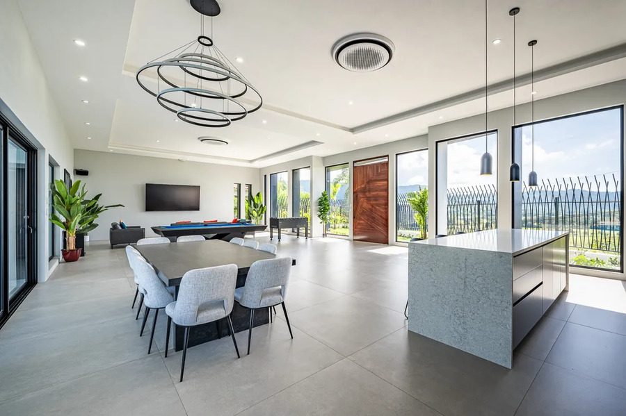 Casa VIP 11 — 7-suite jungle villa in Jacó, luxury suite, pool area or villa grounds