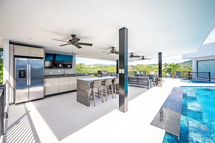 Casa VIP 11 — 7-suite jungle villa in Jacó, luxury suite, pool area or villa grounds