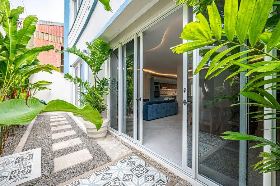 Casa VIP 12 — 10-suite beachfront villa in Jacó, luxury suite, living space or villa view