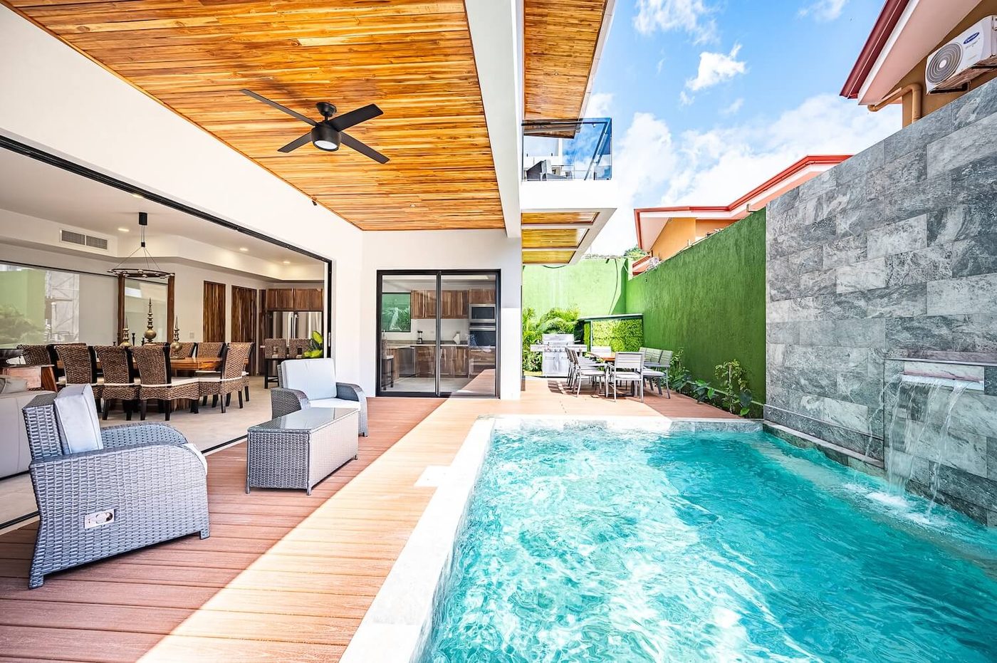 Casa VIP 21 — 7 beachfront villas, Jacó Beach