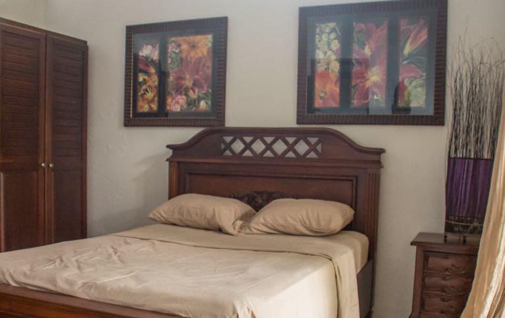 Casa VIP 3 — 7-bedroom villa compound in downtown Jacó Beach, photo 14