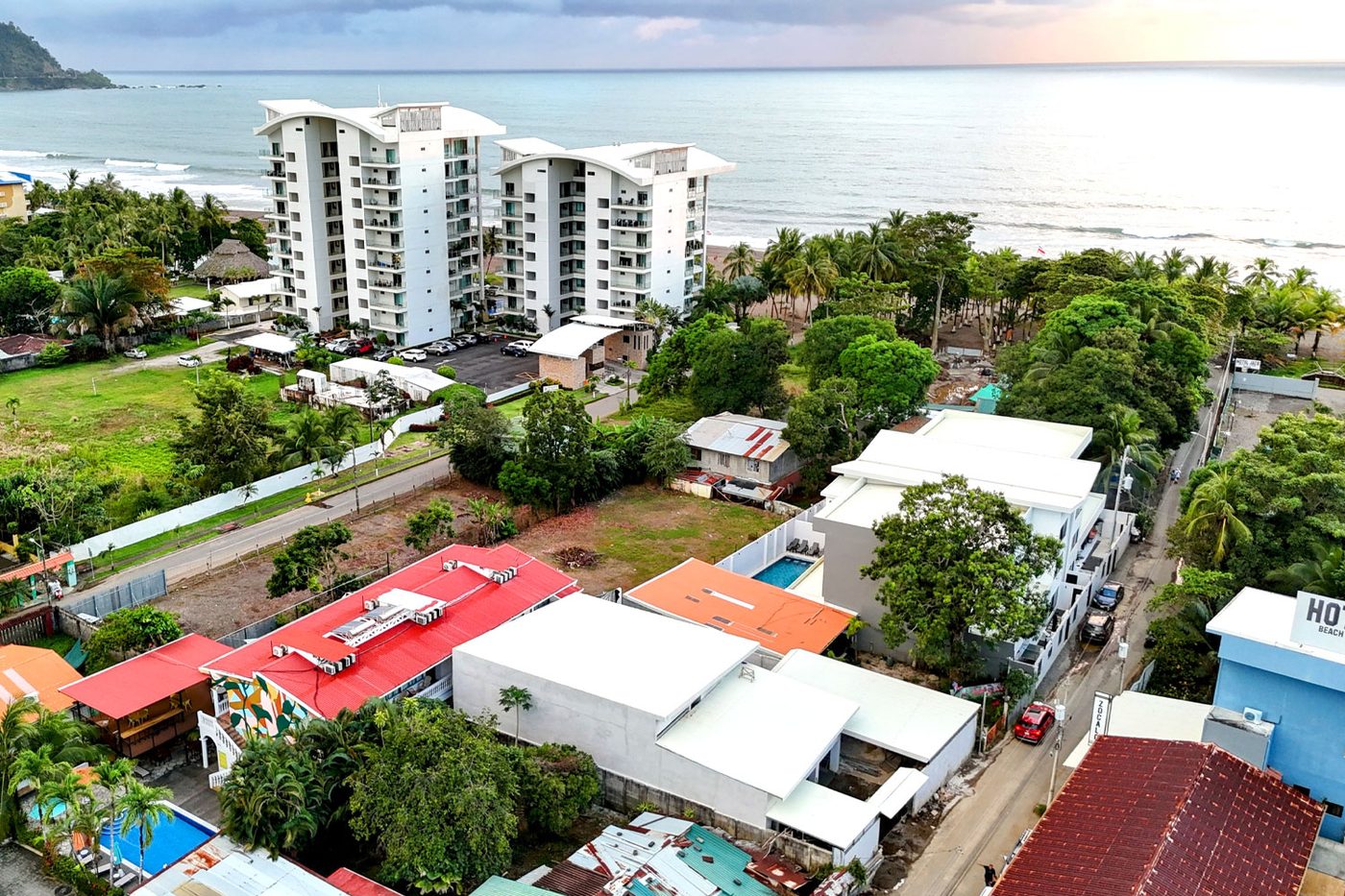Casa VIP 31 — Ocean Breeze Villa, Jacó Beach