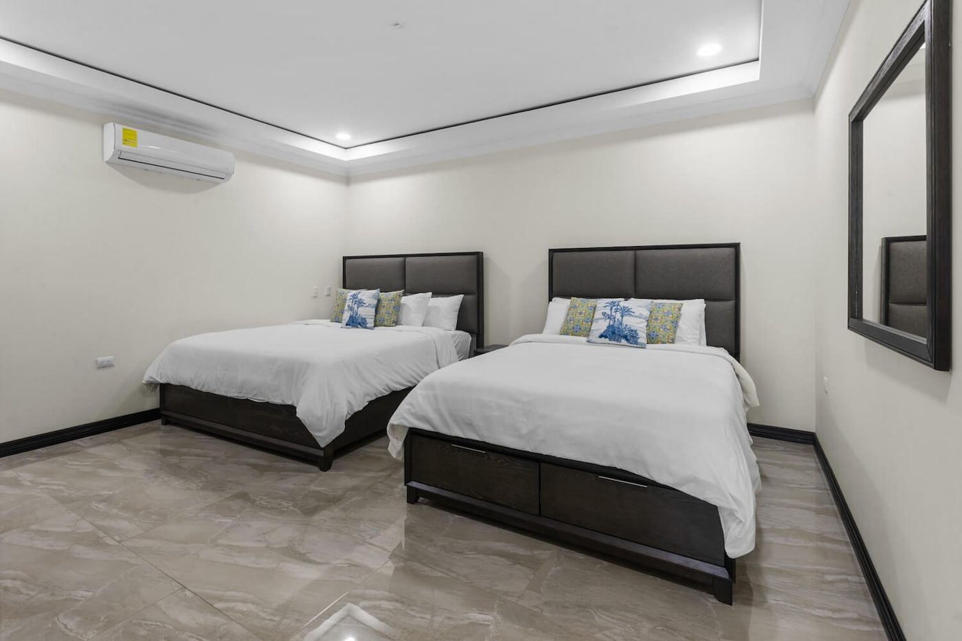 Casa VIP 31 — Ocean Breeze Villa, Jacó Beach