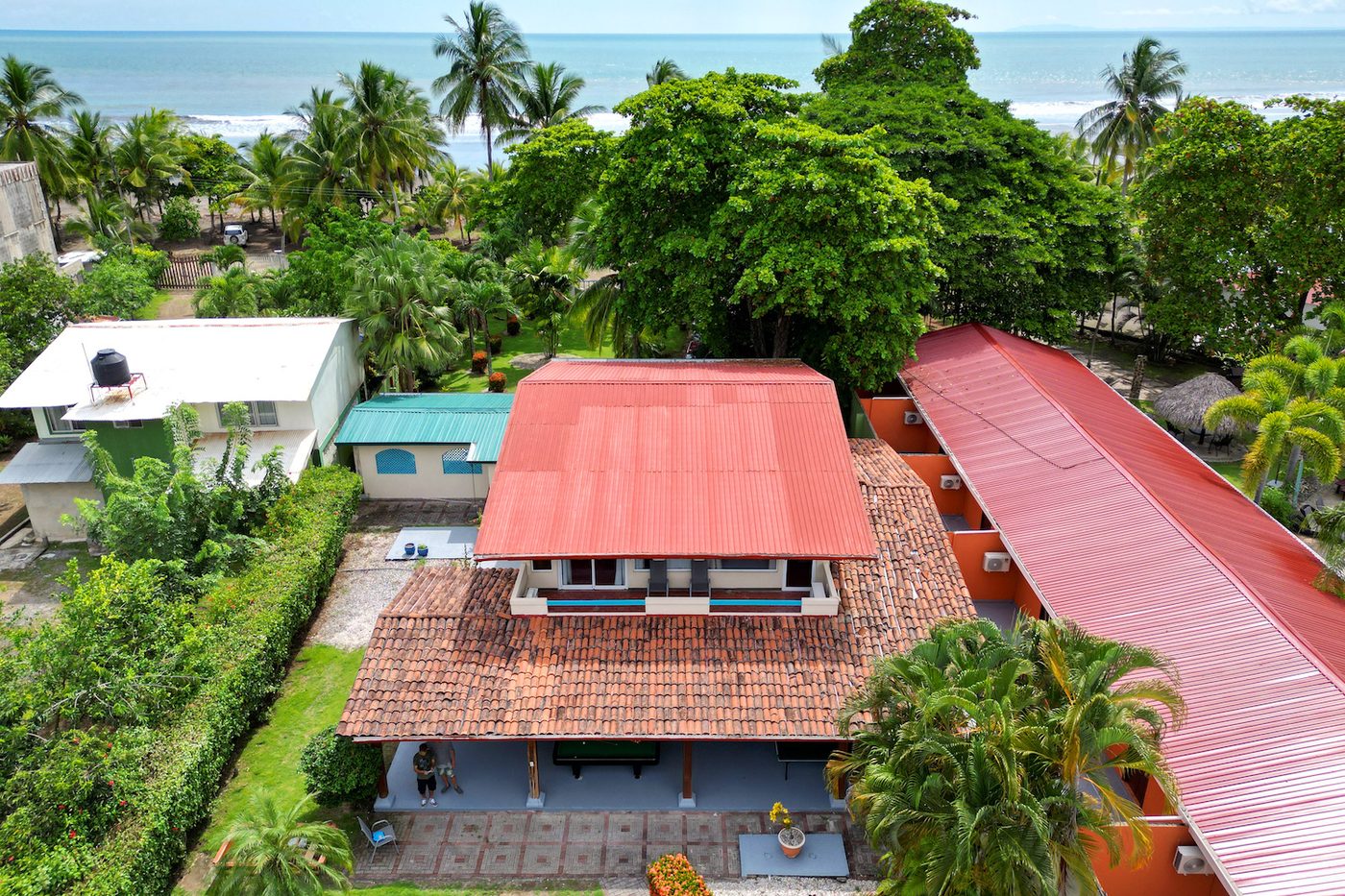 Casa VIP 37 — Casa Cortes beachfront villa, Jacó Beach
