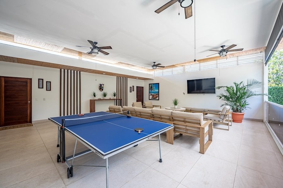 Casa VIP 4 — new modern 8-bedroom luxury villa in downtown Jacó Beach, photo 12