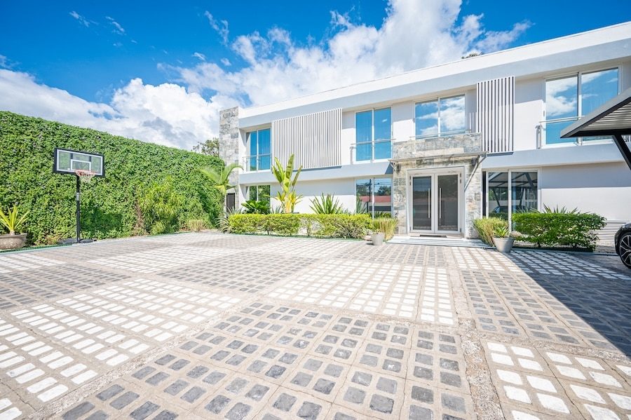 Casa VIP 4 — new modern 8-bedroom luxury villa in downtown Jacó Beach, photo 24