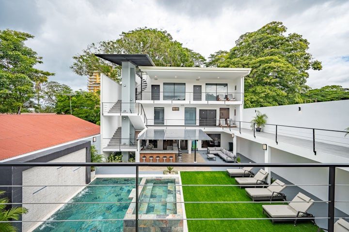 Casa VIP 5 — 13-bedroom beachfront villa in Jacó Beach, villa exterior from above