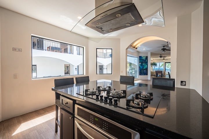 Casa VIP 6 — 11-bedroom beachfront villa in Jacó Beach, fully equipped chef's kitchen