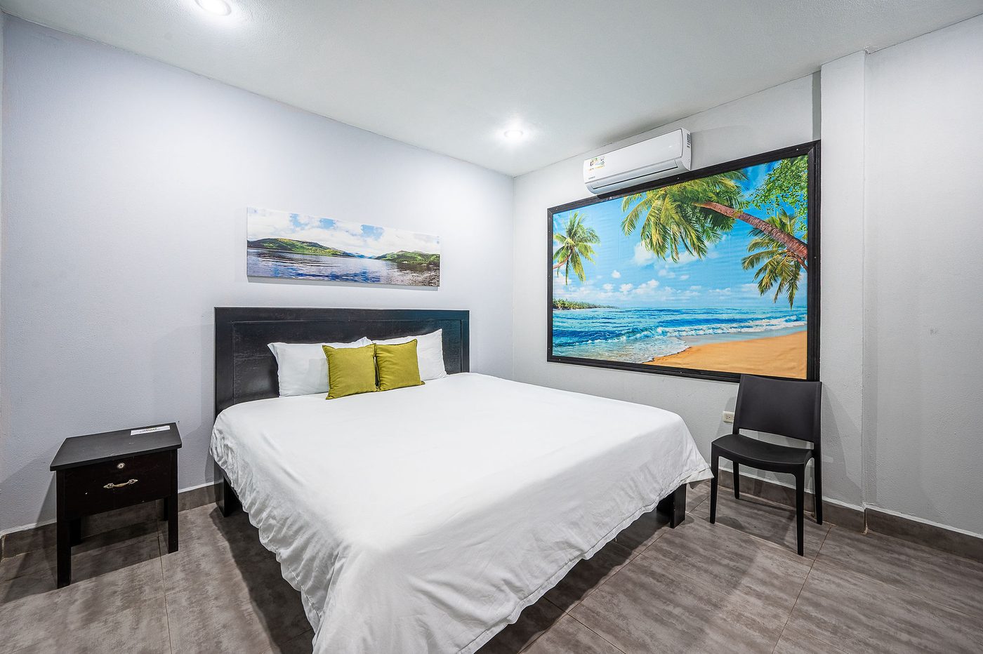Casa VIP 61 — Casa Dulce Grande beachfront estate on Jacó Beach