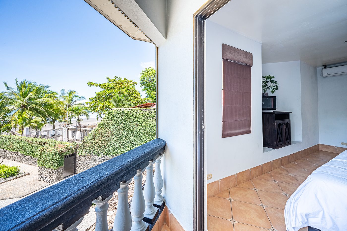 Casa VIP 63 — Casa Dulce beachfront villa in Jacó Beach