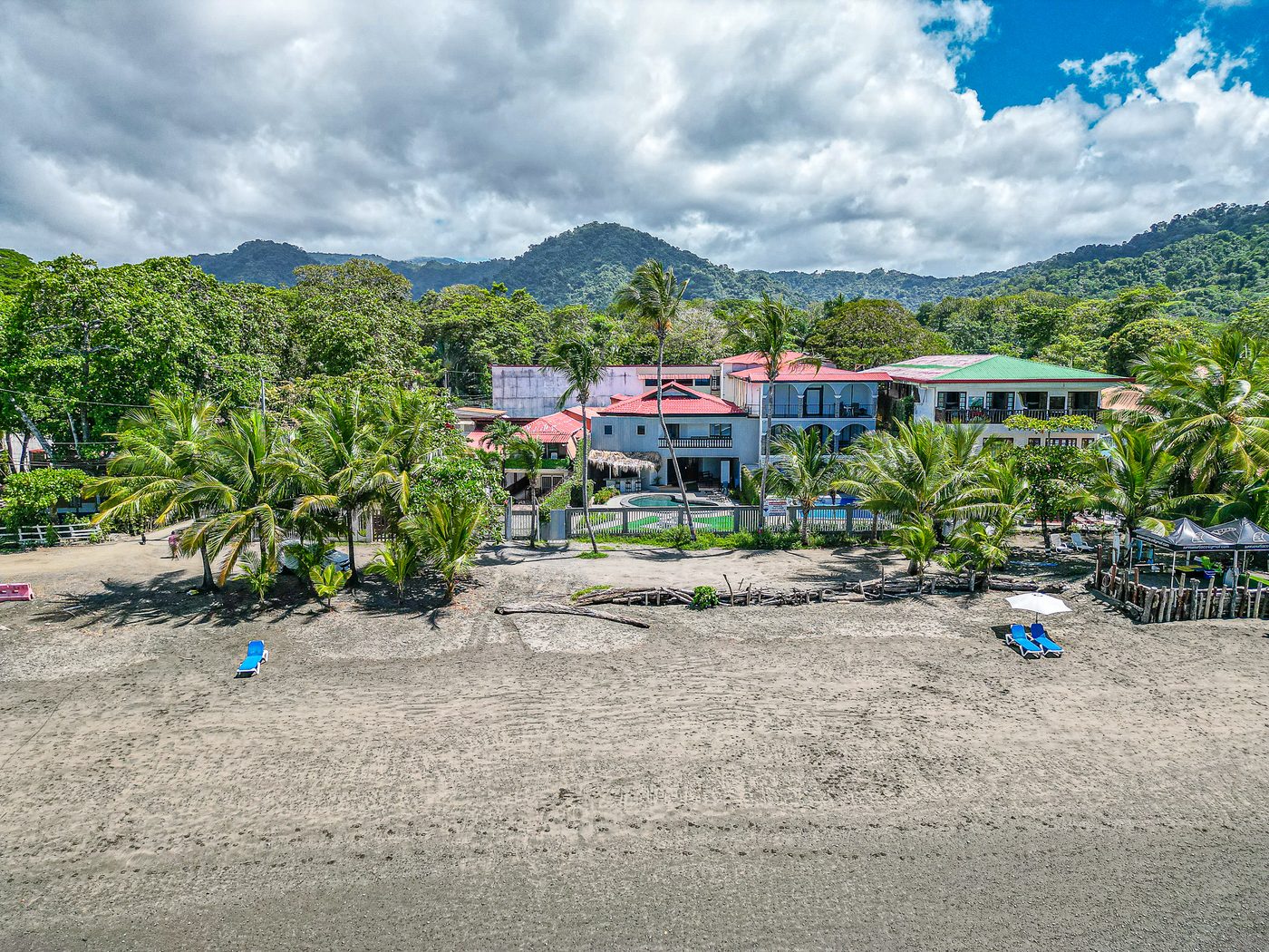 Casa VIP 63 — Casa Dulce beachfront villa in Jacó Beach