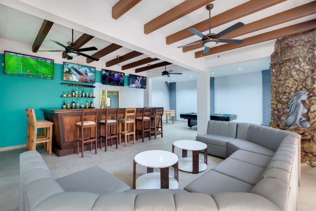 Casa VIP 65 — Casa Poseidon party villa in Jacó Beach