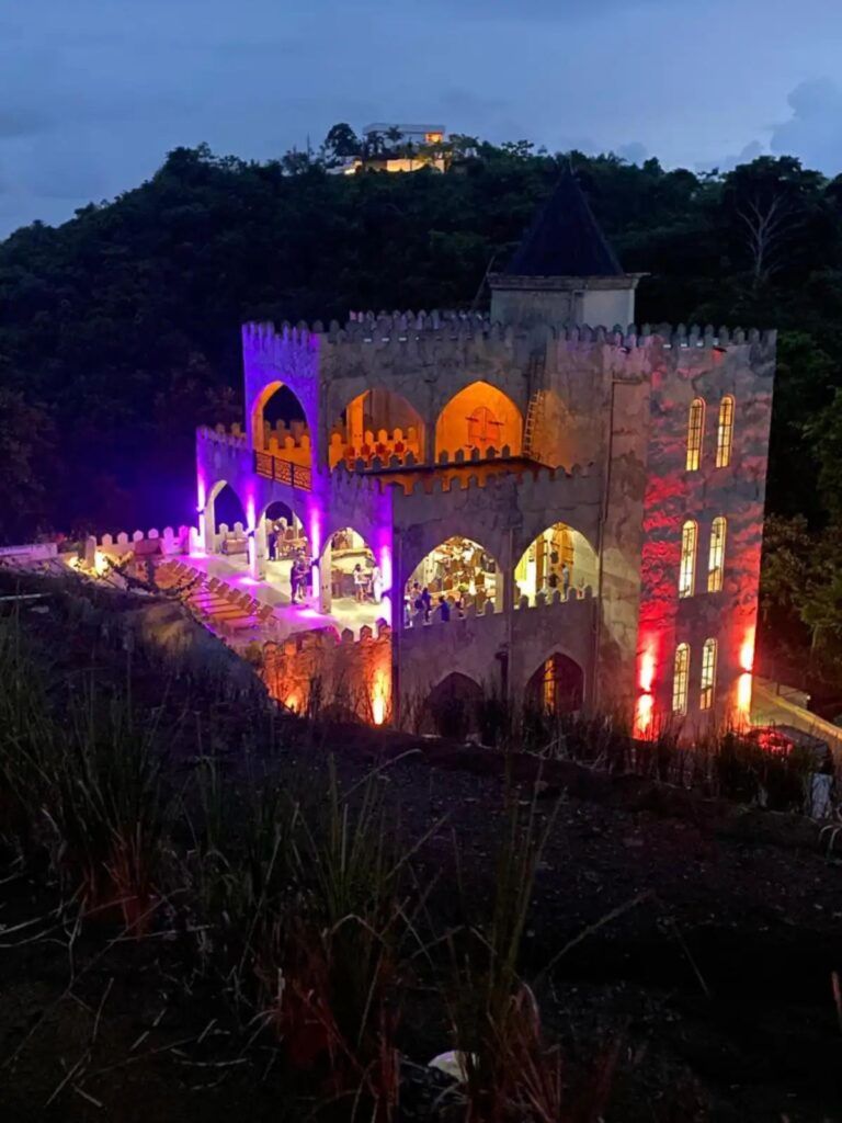 Casa VIP 67 — Hermosa Castle 10-acre beachfront estate in Playa Hermosa