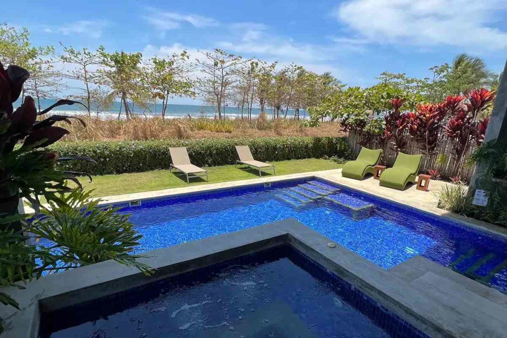 Casa VIP 69 — Villa Hermosa beachfront master-suite villa in Playa Hermosa