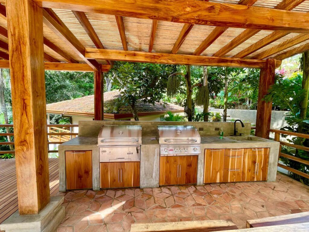 Casa VIP 75 — Jungle Villa colonial retreat in Los Sueños Resort