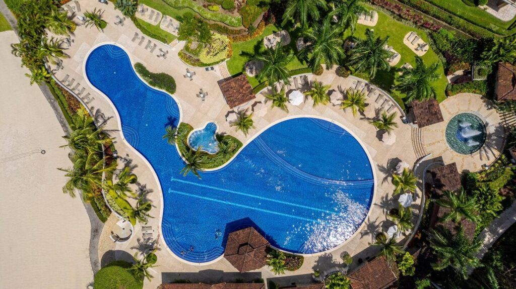 Casa VIP 76 — Villa Los Sueños in gated Eco Golf Estates