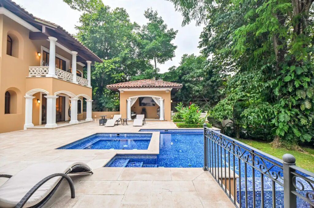 Casa VIP 76 — Villa Los Sueños in gated Eco Golf Estates