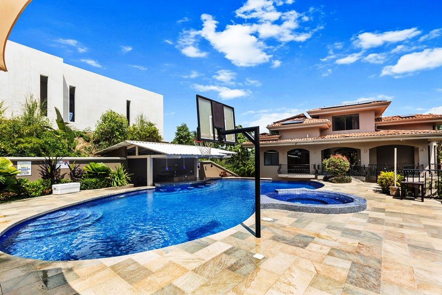 Casa VIP 8 — 13-suite luxury villa in Jacó Beach, pool deck and gardens