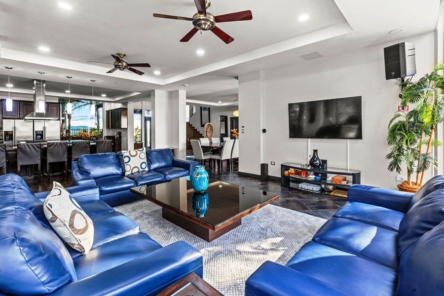Casa VIP 8 — 13-suite luxury villa in Jacó Beach, luxury suite, living space or pool area