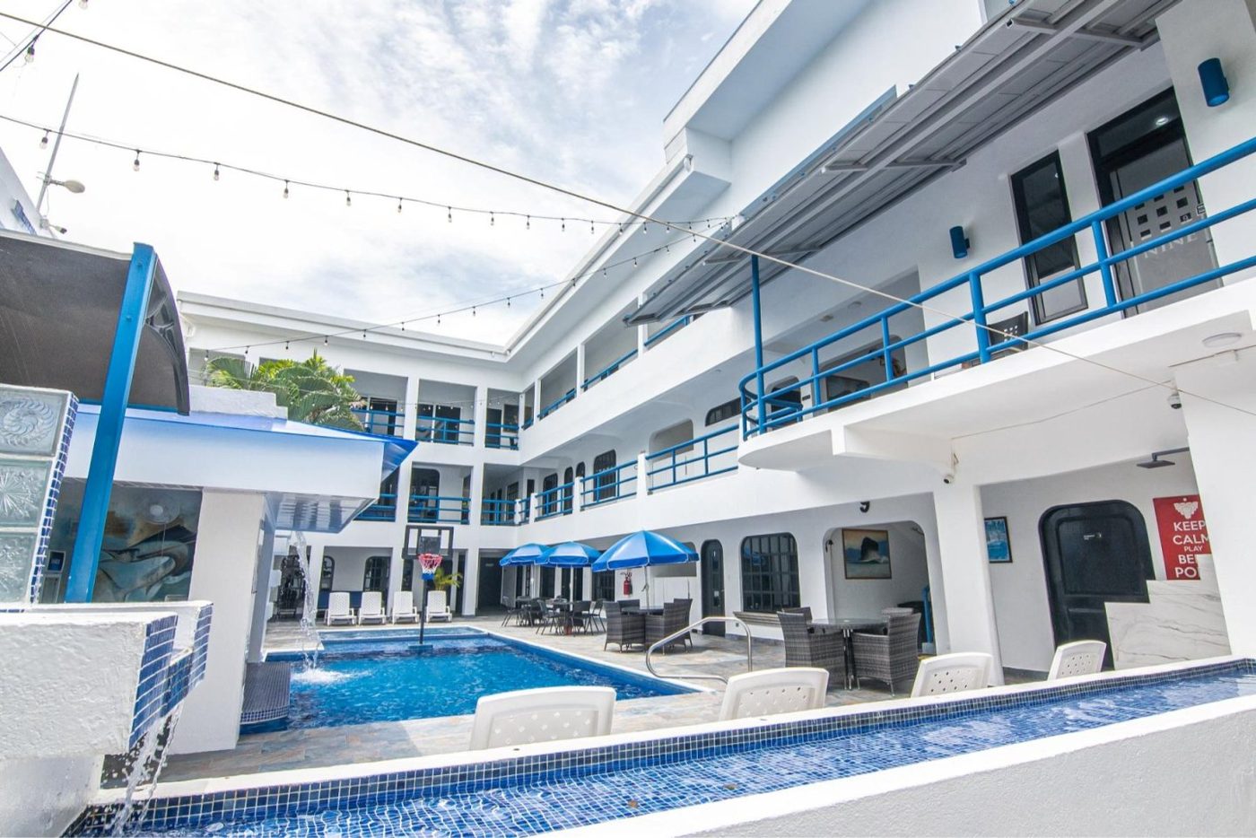 Casa VIP 9 — 17-suite beachfront villa in Jacó Beach, luxury suite, pool area or villa grounds