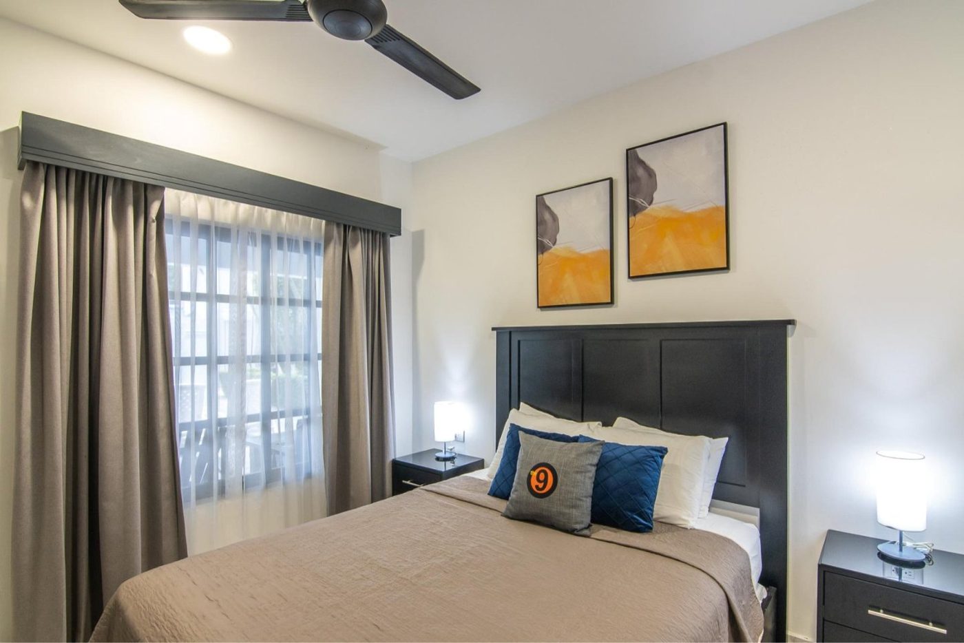 Casa VIP 9 — 17-suite beachfront villa in Jacó Beach, luxury suite, pool area or villa grounds