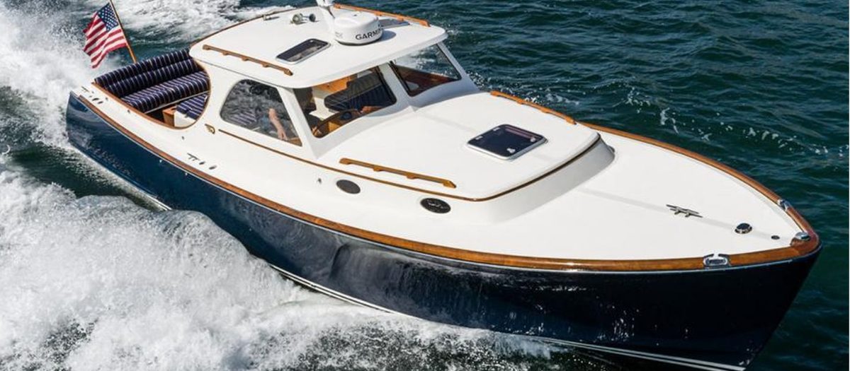 36 foot classic Hinckley picnic boat off Costa Rica