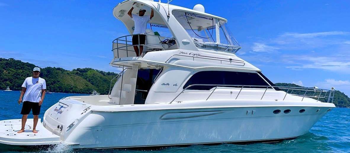 50 foot Sea Ray cruiser on the Pacific near Jaco Beach